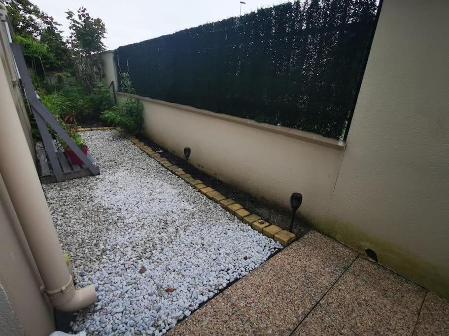 Appartement Chaleureux Proche Disney 44M2 Pour 4 Pers Classe 3 Etoiles Torcy  Luaran gambar